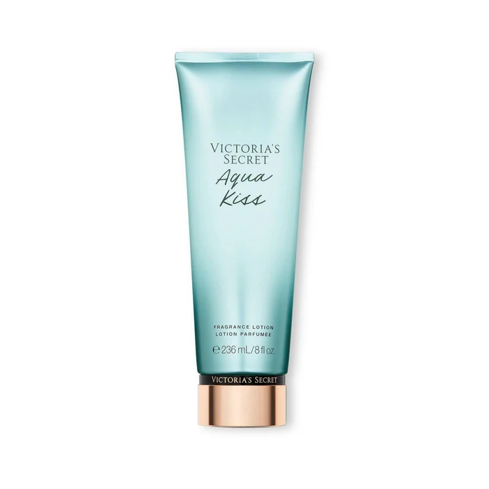 Victoria's Secret Aqua Kiss at Paris