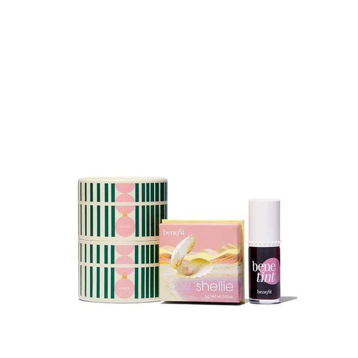 Benefit Mistletoe Blushin’ Christmas Gift Set at Paris