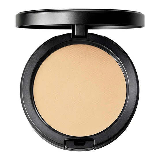 M・A・C STUDIO FIX POWDER PLUS FOUNDATION REFILL