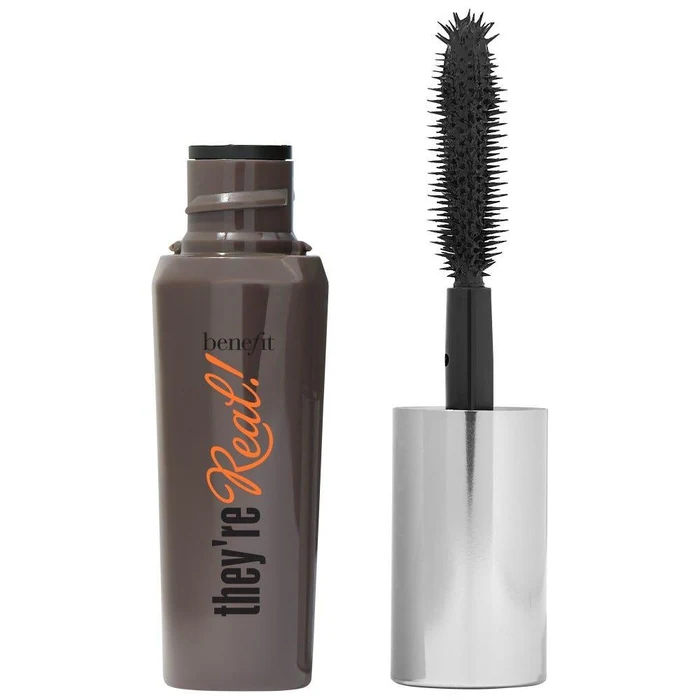 Benefit They're real!
