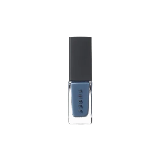 THREE THREE Nail Lacquer 18