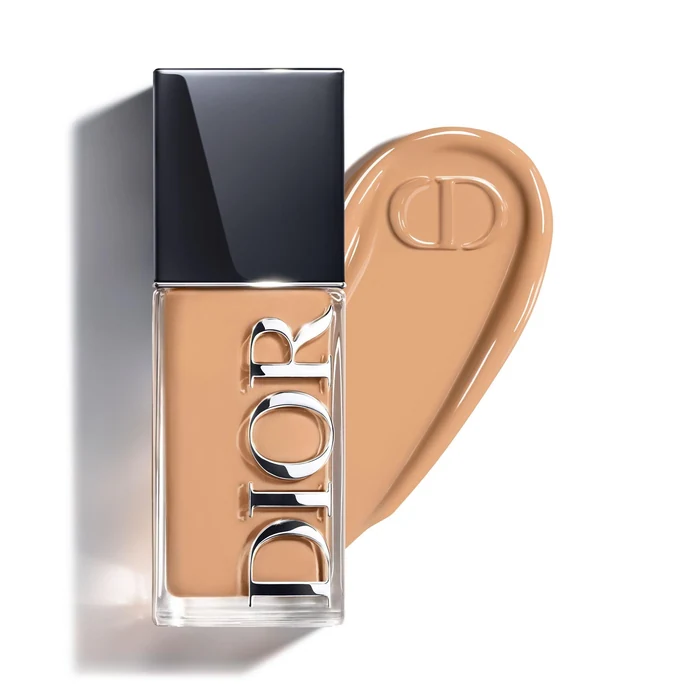 DIOR Forever Skin Glow at Paris