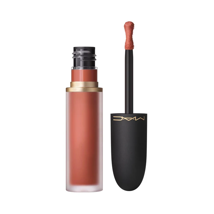 M·A·C Powder Kiss