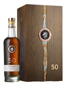Fettercairn Fettercairn 50y Highland Single Malt Scotch Whisky gift pack