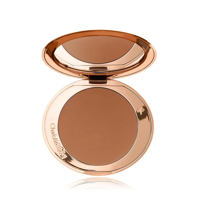 Charlotte Tilbury Airbrush Bronzing Powder at Paris