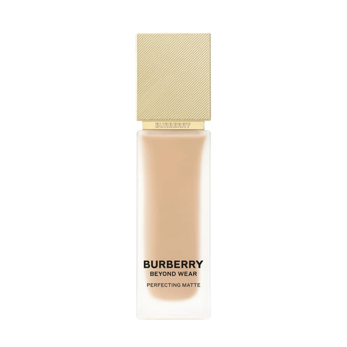 Burberry Beyond Wear Perfecting Matte Foundation