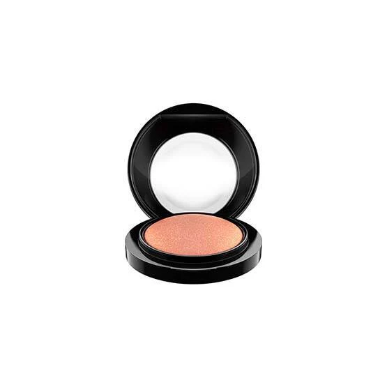 M・A・C MINERALIZE BLUSH