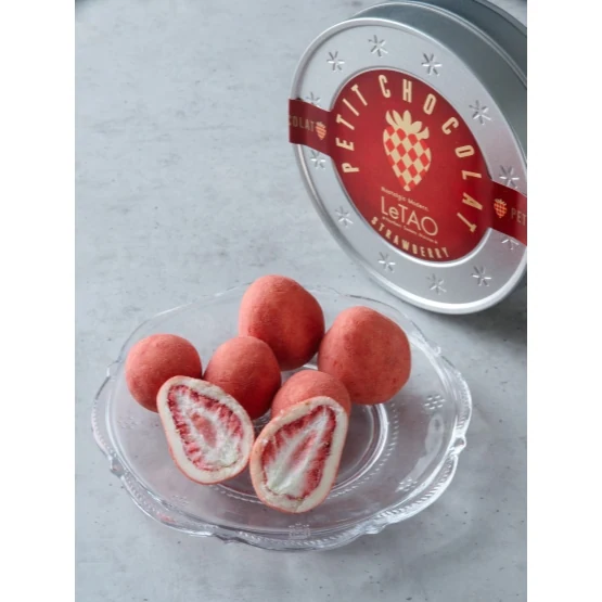 LeTAO Petit Chocolate Strawberry
