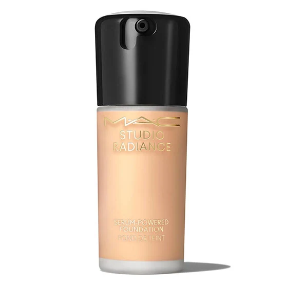 M・A・C STUDIO RADIANCE SERUM-POWERED FOUNDATION