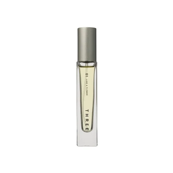 THREE THREE Essential Scents R 01 エッセンシャルセンツ Ｒ ０１ Perfume Oil