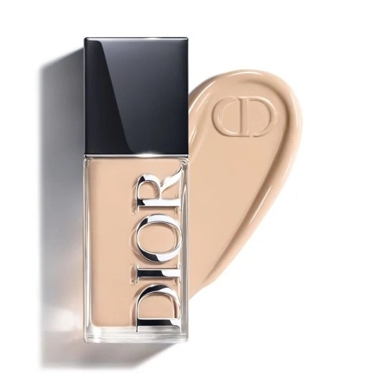 C.DIOR Dior Forever Skin Glow