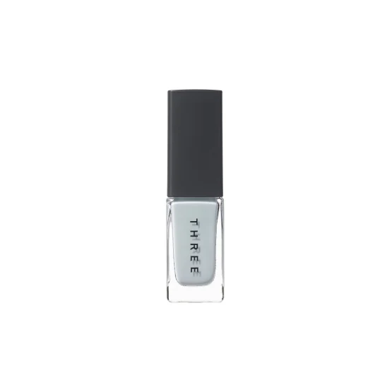 THREE THREE Nail Lacquer 02