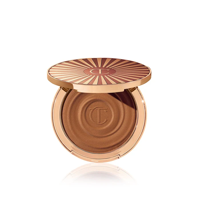 Charlotte Tilbury Beautiful Skin Glow Bronzer at Paris