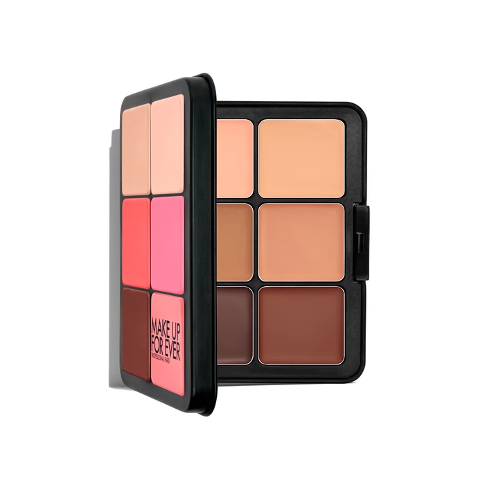 Make Up For Ever Face Essentials Palette with highlighters - Foundation,blush and Highlighter cream palette at Paris
